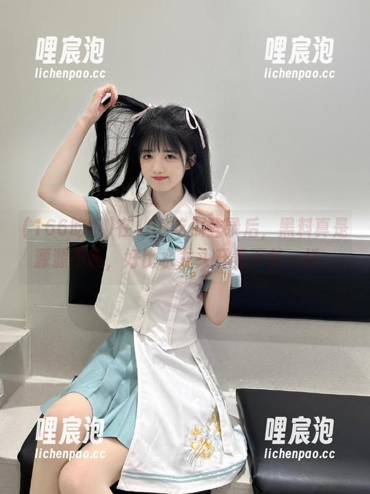 166吃瓜 在166吃瓜登录后,黑料真是源源不断,好比水龙头开着不关一样。