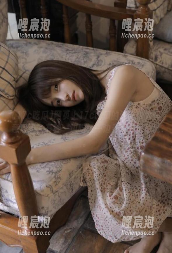 网页上17c吃瓜的评论也太有意思了，有种一边吃饭一边看比赛的感觉。