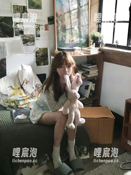 17吃瓜网 要下载17吃瓜网?自备好瓜子,一口气看可不够!