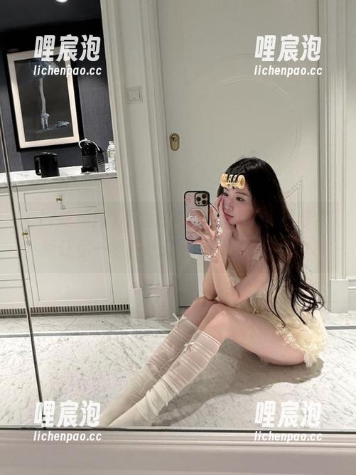 不怕没内容，17吃瓜网苹果版让你一键在线观看，瓜友无压力！