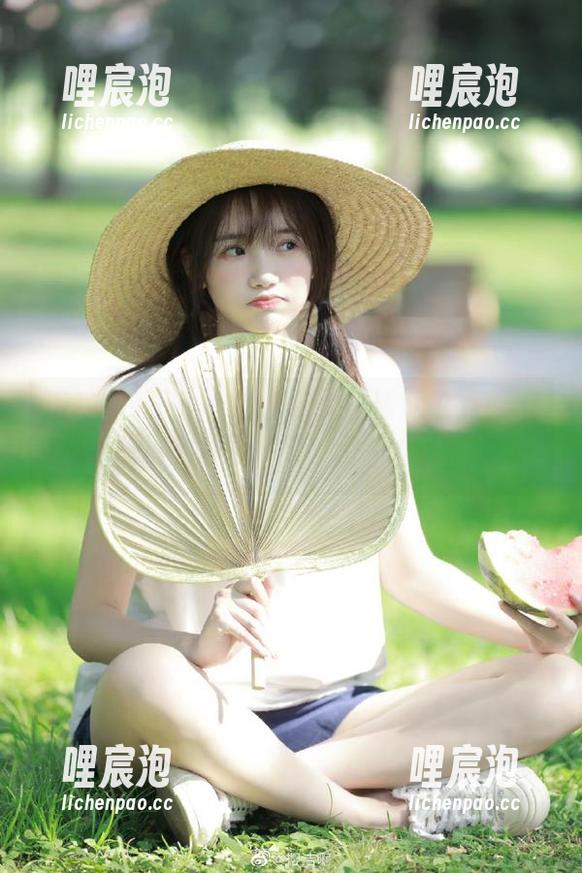 51cg 不小心成“永久”话题焦点,51cgfun最近火热的瓜都是什么?