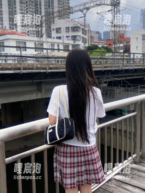 进入51吃瓜论坛，永久留下吃瓜的幸福回忆！