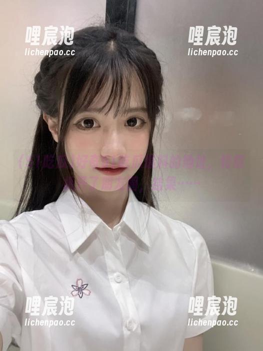 好奇51吃瓜爆料的地址，特意扒开了朋友圈，结果……