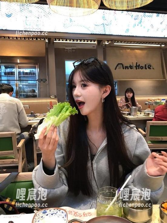 在51吃瓜，畅享黑料网的免费特供，八卦频道每天数不胜数！