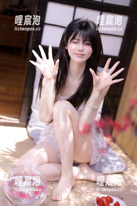 51每日吃瓜 知识点:51每日吃瓜网站中,哪些“大瓜”关键词配得上我们的眼球?