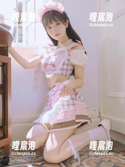 每次点进718.sx的首页，我的好奇心都在狂吼：“快给我一个新的瓜啊！”