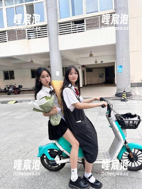 每天一小则“91黑料”资源，保证你吃瓜时欲罢不能，两手一摊，心满意足。