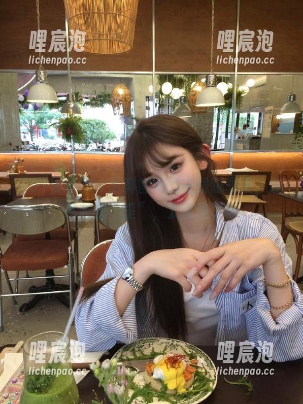 91黑料官网的在线版图景，越吃越想“歪”，太有趣了。