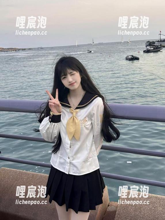嗯？998.su首页暗藏黑料，这波我真是吃瓜不自觉上头了