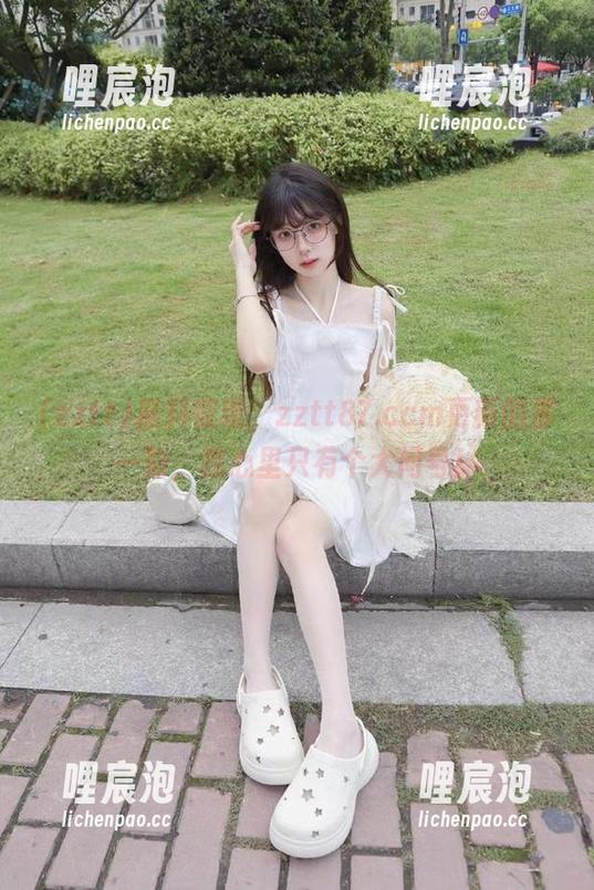 黑料惊现，zztt87.ccm更新的那一刻，我心里只有个大问号！
