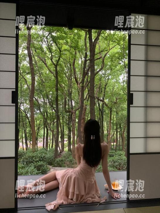 免费吃瓜网 免费吃瓜网:你吃瓜,我吃瓜,咱们都吃瓜,你还怕不同口味吗?