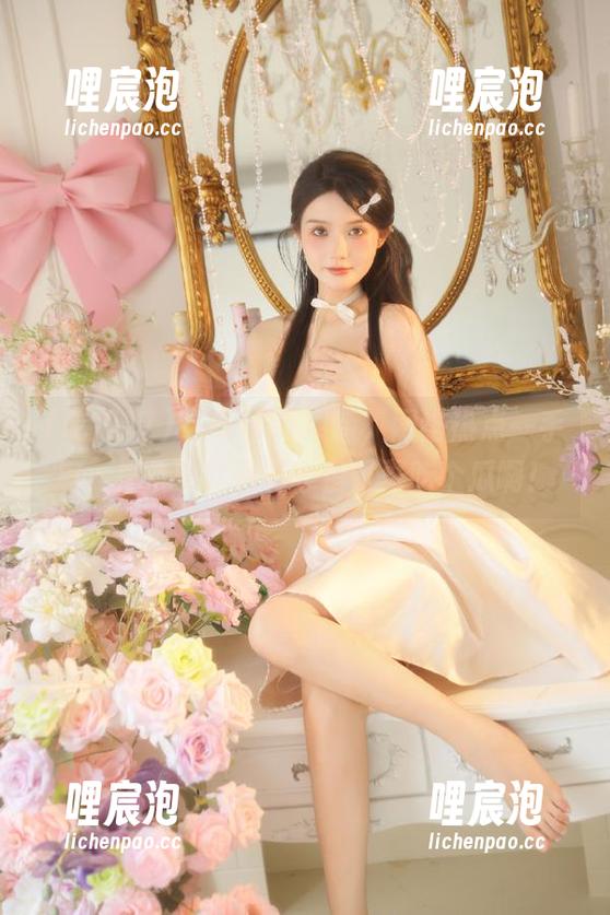 吃瓜17苹果版，网络热点一手抓，生活中就得有个借口再吃个瓜啊！