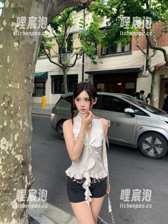吃瓜tv 对着“吃瓜tv”网页,居然觉得时间也变得好有趣