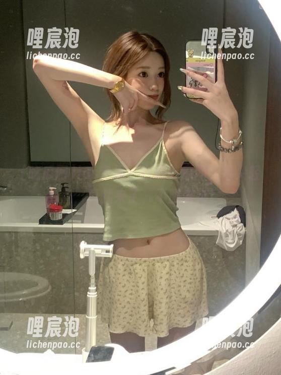 ios专属：在线吃瓜网，指尖轻点，瓜就来了，不服来辩！