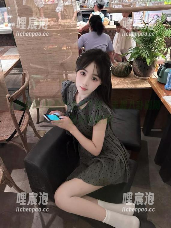 吃瓜网直达下载，手握八卦刷刷刷，指尖辣椒椒！