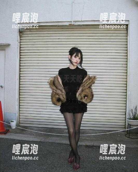 下载天天吃瓜网，随时随地变身吃瓜高手，挑战自我！