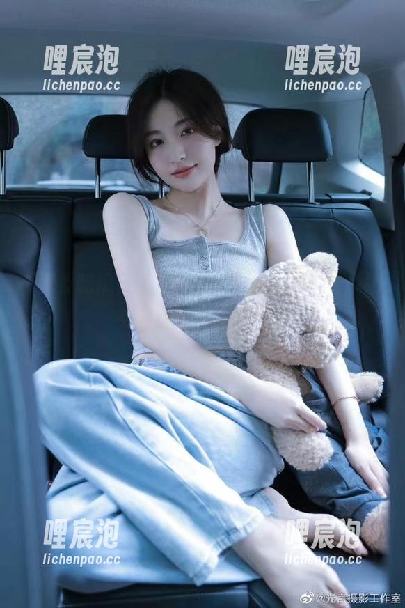 “我要吃瓜”传送门一撞，社交圈都在瑟瑟发抖。