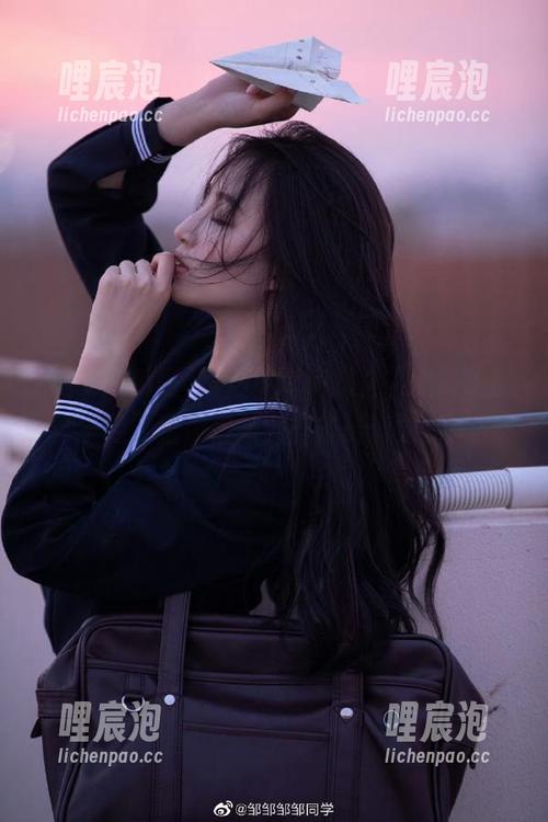 直达小道消息，“我要吃瓜网”给你最新八卦随传随到。