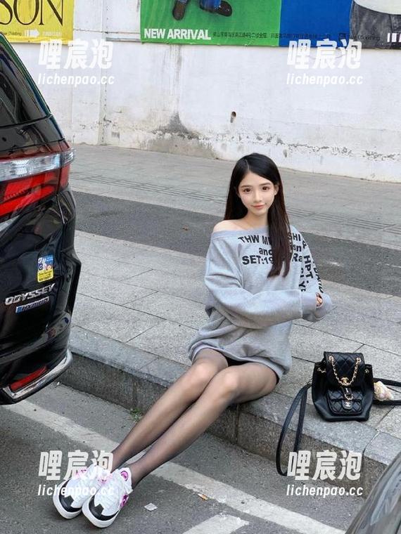 “zztt49.ccm黑料不打烊”：看你们的颜值，有点低调的视频啊，哈哈哈