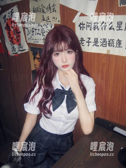 把黑料不打烊下载后，我不小心进入了一个传送门…