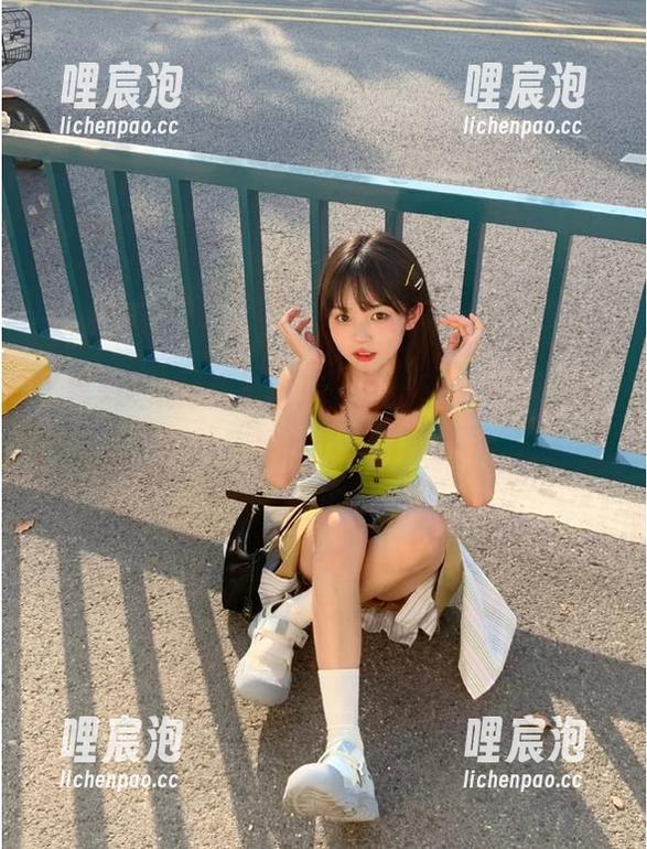 黑料吃瓜免费体验，在线捕捉小八卦的灵动瞬间！