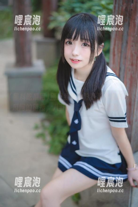 别跟我说你没戳那个黑料吃瓜网的链接，八卦灵魂不觉醒就出局！