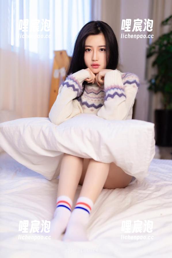 对！“黑料社app”永久在线，连续发掘更惊人的瓜，快来加入“吃瓜群众”的行列吧！